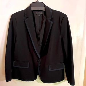 Never worn Navy Ann Taylor short one button Blazer. Size 14